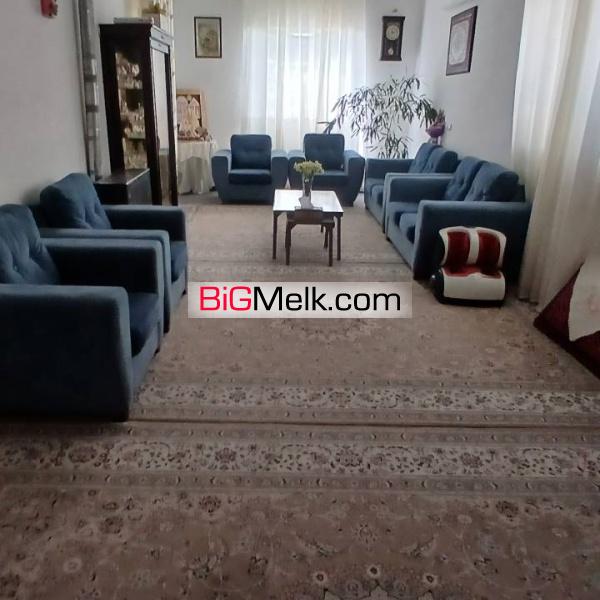 ۱۹۸۰ متر باغچه با ۱۴۰متر بنا آب برق گاز سند تک برگ رسمی