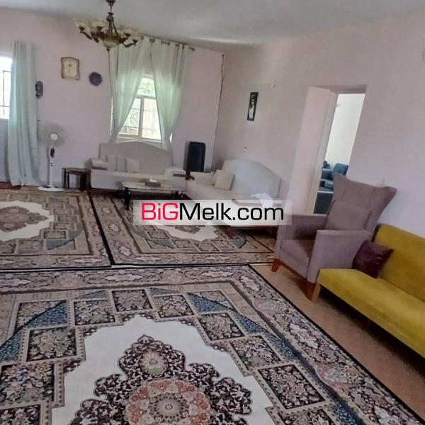 ۱۹۸۰ متر باغچه با ۱۴۰متر بنا آب برق گاز سند تک برگ رسمی