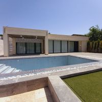 820 متر باغ ویلای نوساز زیبا در ملارد